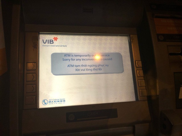 Rút tiền tại ATM tin tức hình ảnh video bình luận
