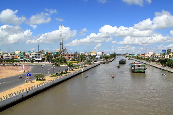 Hau-Giang