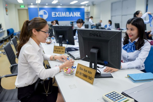 pho-gd-chi-nhanh-eximbank-chiem-245-ty-dong-cua-khach-chuyen-gia-tai-chinh-ngan-hang-canh-bao-gi-20-.5699