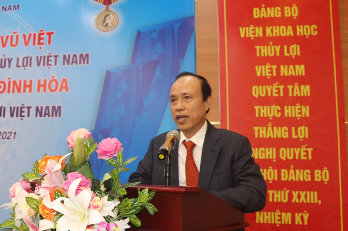 GS.TS Nguyễn Vũ Việt đã có những đóng góp to lớn, đặt nền móng sự phát triển của Viện Khoa học Thủy lợi Việt Nam. Ảnh: Anh Tuấn.