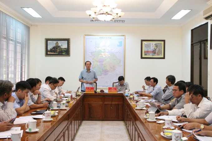 Thứ trưởng Phạm Ngọc Thưởng làm việc với tỉnh Kon Tum về phòng chống thiên tai.