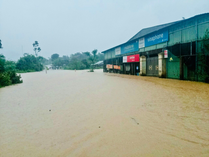 Mưa lớn khiến Xã Đăk Pxi bị ngập lụt nghiêm trọng.