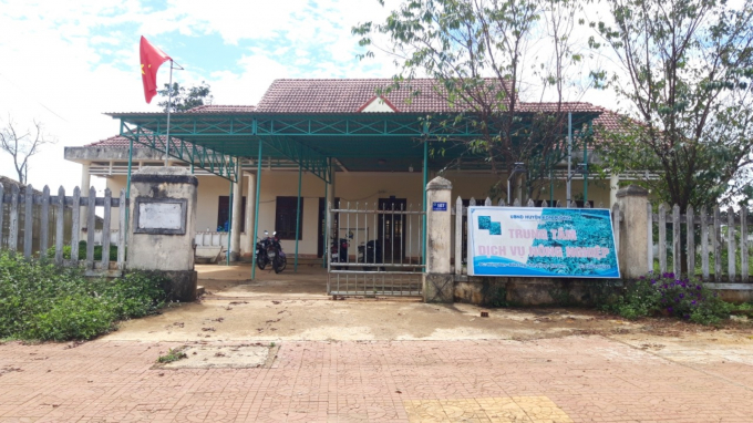 Trung tâm Dịch vụ nông nghiệp huyện Kon Plông là đơn vị cấp heo cho người dân.