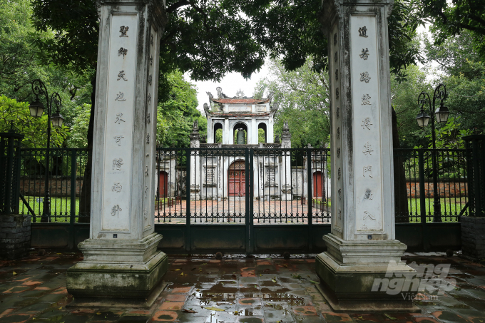 Tại Hà Nội một số di tích như Hoả Lò và Văn Miếu Quốc Tử Giám vẫn chưa mở cửa đón du khách.