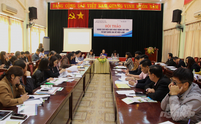 Toàn cảnh Hội thảo về giải quyết việc làm diễn ra sáng 13/11 tại tỉnh Cao Bằng.