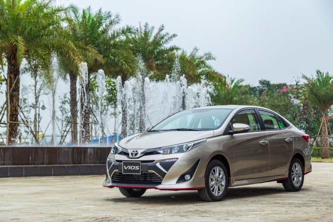 Toyota Vios may mắn khi lọt vào vị trí thứ 3 của danh sách.