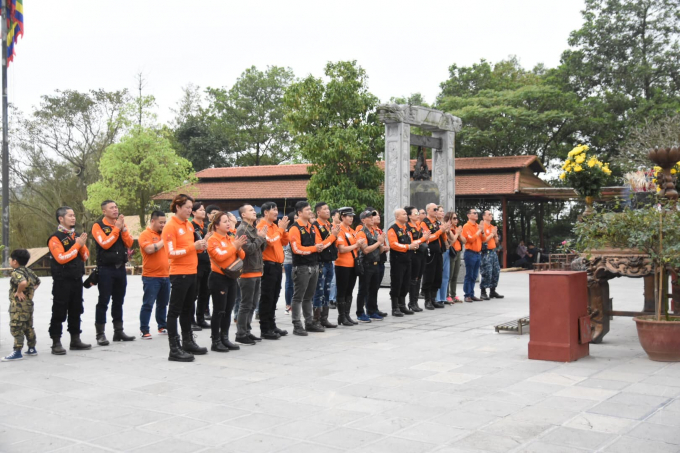 Cùng các biker CLB Moto thể thao Thanh Xuân đi lễ cầu may mắn trên mọi cung đường.