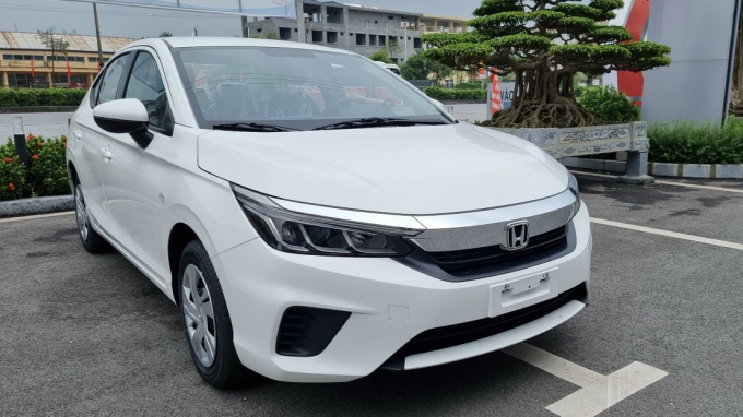 Honda City 1.5E 2021 đang được tập kết ồ ạt về các đại lý.