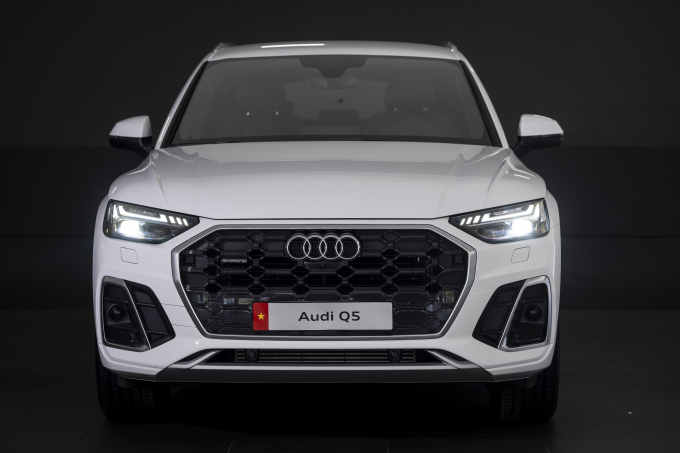 Audi Q5 được trang bị công nghệ quattro ultra giúp xe vận hành an toàn trên đường trơn trượt.