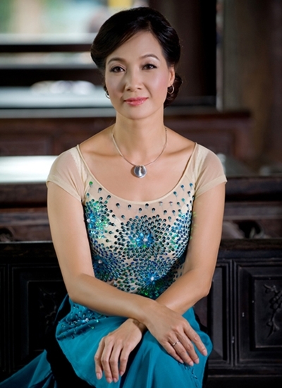 Lê Khanh được phong tặng Nghệ sĩ Nhân dân năm 38 tuổi