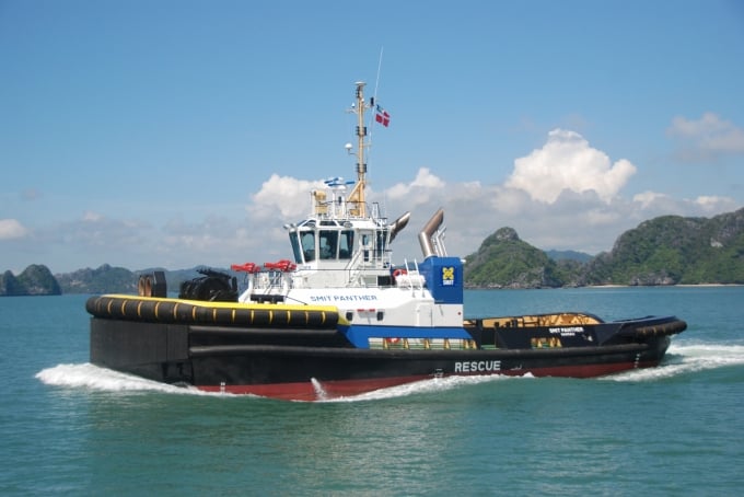 Tàu kéo dây ASD 3213 - sản phẩm lien doanh giữa Đóng tàu Sông Cấm và Damen (Hà Lan).