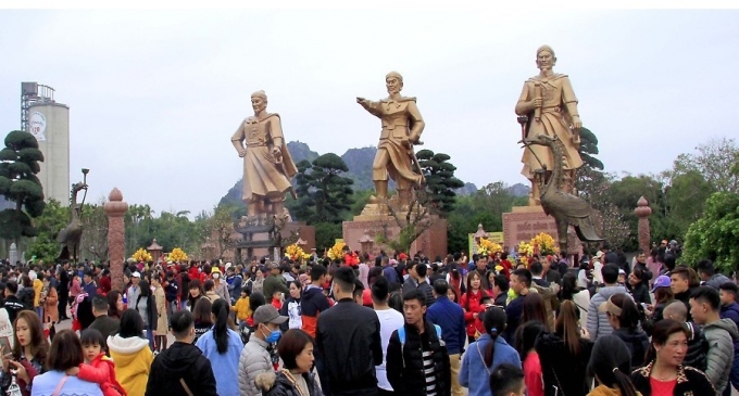 Di tích Bạch Đằng Giang được quan tâm đầu tư và luôn thu hút người dân. Ảnh: CTV.