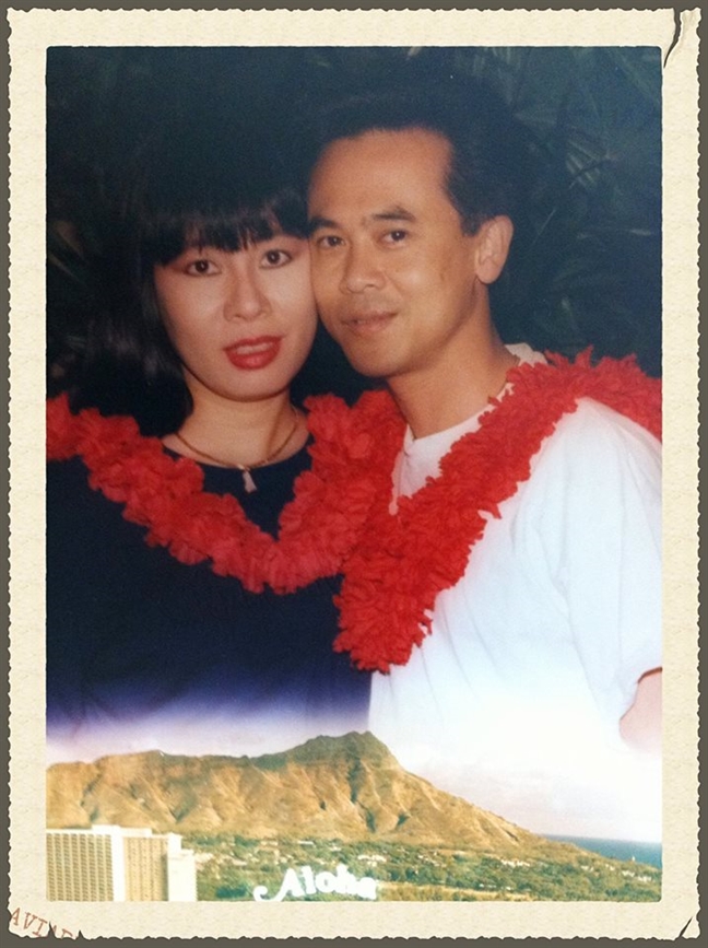 Thái Châu và vợ khi mới kết hôn. Ảnh: NVCC.