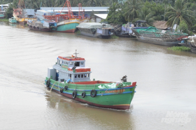 Kiên Giang là tỉnh dẫn đầu cả nước về số lượng tàu cá có gắn thiết bị giám sát hành trình. Ảnh: Trung Chánh.