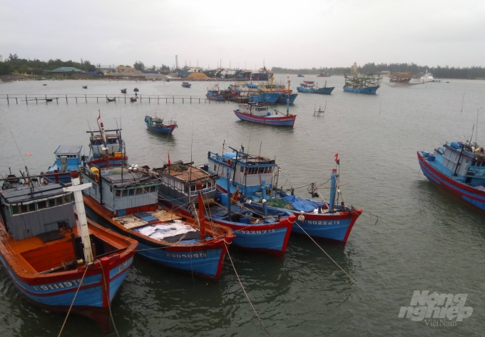 Tiến độ lắp đặt thiết bị giám sát hành trình tàu cá ở Quảng Trị còn chậm so với lộ trình. Ảnh: Tâm Phùng.