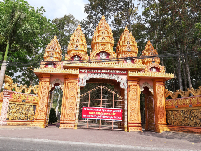 Các chùa Khmer ở Sóc Trăng tạm dừng các hoạt động phật sự để phòng, chống dịch Covid – 19.