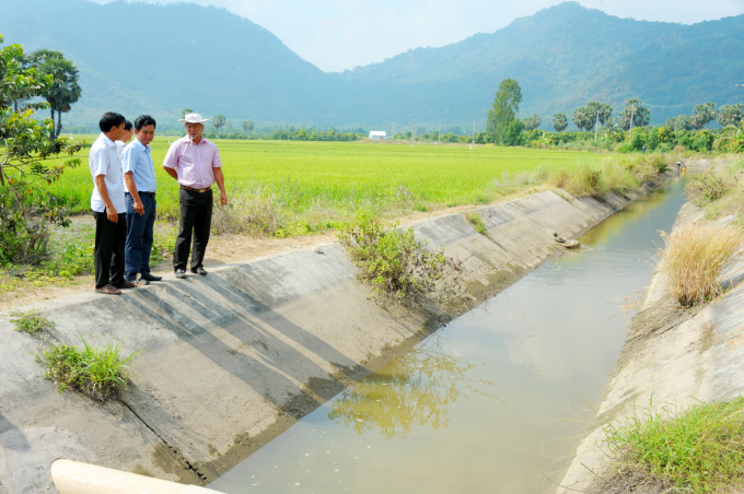 Vận hành các hệ thống công trình thủy lợi hợp lý, đảm bảo nước phục vụ sản xuất nông nghiệp và dân sinh. Ảnh: Đào Chánh.