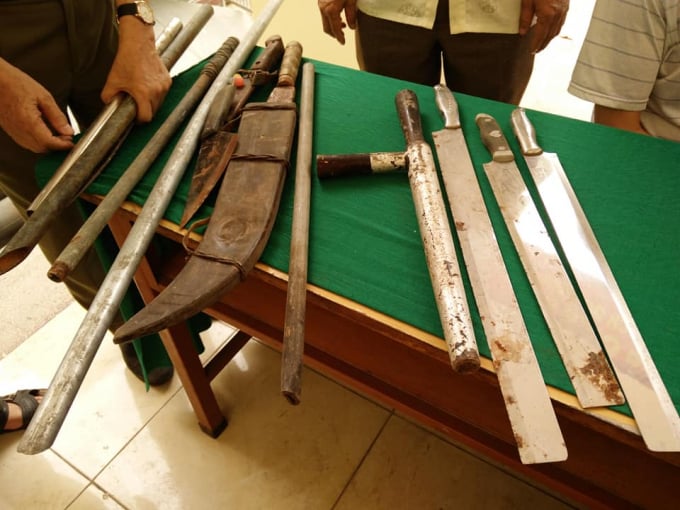 Hơn 1 tháng tuyên truyền, đến nay toàn thành phố Hà Nội đã thu 662 vũ khí, vật liệu nổ... Ảnh: An Lãng.