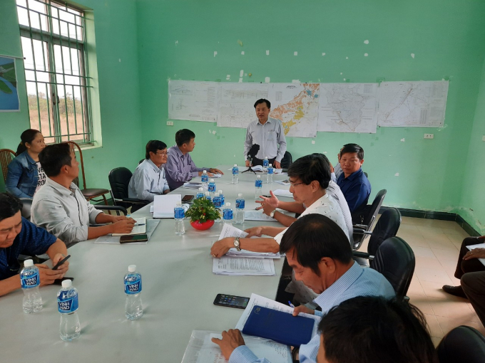 Chủ tịch UBND tỉnh Bình Thuận làm việc với Ban 7 và các đơn vị có liên quan. Ảnh: Ngàn Phố.