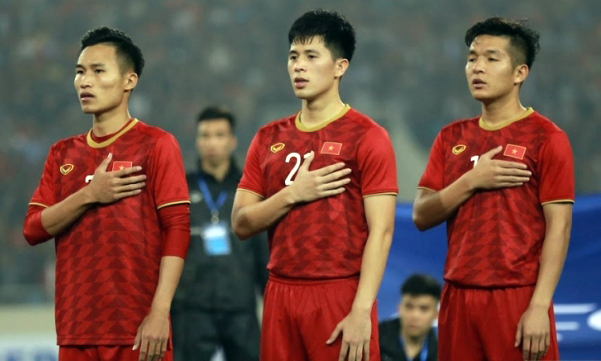 Việt Nam dưới thời Park Hang-seo trung thành với lối chơi 3 trung vệ. Ảnh: AFC.