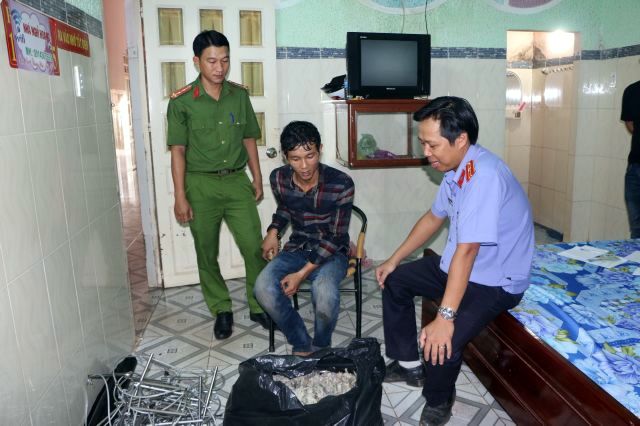 Đối tượng Nguyễn Văn Bình đã bị cơ quan công an bắt giữ. Ảnh: Công an cung cấp.