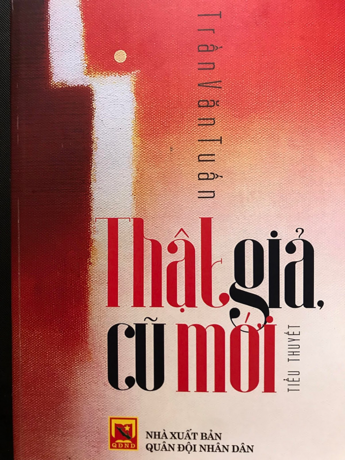 Tác phẩm của nhà văn Trần Văn Tuấn đề cập đến biến động ân tình trong đời sống xã hội.