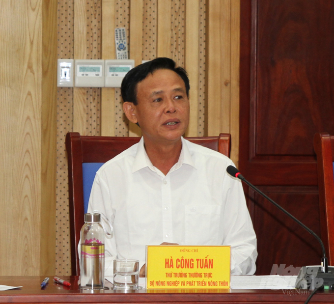 Thứ trưởng Hà Công Tuấn đánh giá cao nỗ lực của tỉnh và ngành nông nghiệp địa phương trong quá trình thực hiện. Ảnh: Việt Khánh.