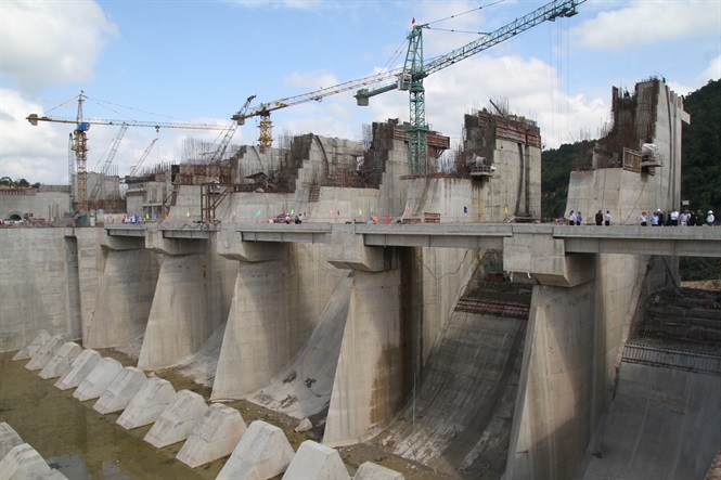 Hồ Bản Mồng - Nghệ An, một trong những công trình lớn đã và đang được đầu tư xây dựng. Ảnh: NNVN.