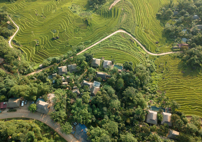 Bản Đôn nhìn từ trên cao. Ảnh: PuLuong Retreat.