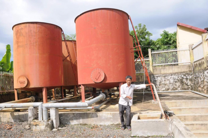 các công trình cấp nước tập trung được đầu tư xây dựng giúp người dân có nước hợp vệ sinh trong sinh hoạt.