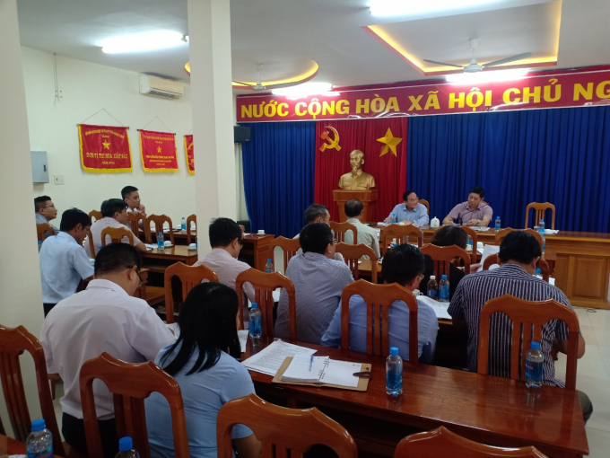 Đoàn công tác Bộ NN-PTNT đã yêu cầu tỉnh Khánh Hòa tiếp tục đẩy mạnh chống khai thác hải sản bất hợp pháp, truy suất nguồn gốc và tái đàn lợn. Ảnh: KS.
