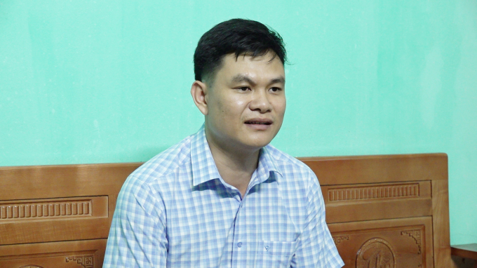 Ông Bùi Văn Đoàn - Trưởng Ban Quản lý Khu bảo tồn thiên nhiên Phu Canh, trao đổi với phóng viên NNVN. Ảnh: Minh Phúc.