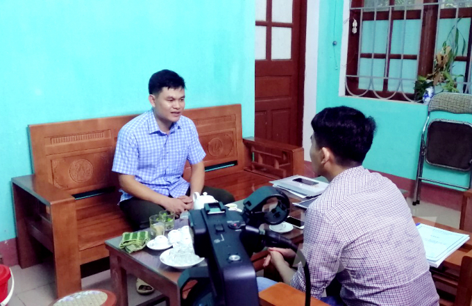Ông Bùi Văn Đoàn - Trưởng Ban quản lý Khu bảo tồn thiên nhiên Phu Canh trao đổi với phóng viên NNVN.