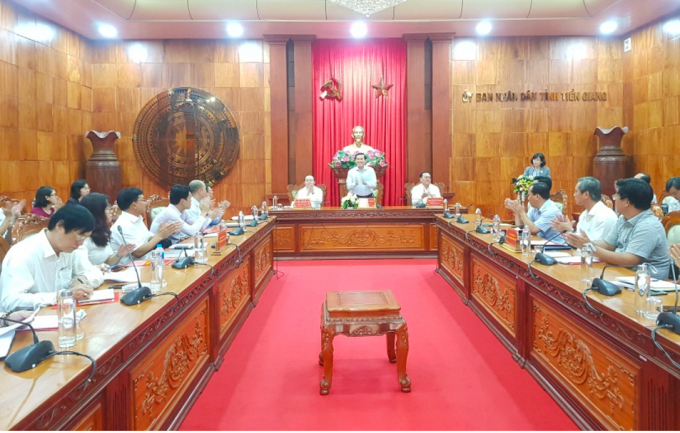Hội nghị bàn giải pháp phát triển vùng trồng cây thanh long tại Tiền Giang. Ảnh: Minh Đảm.