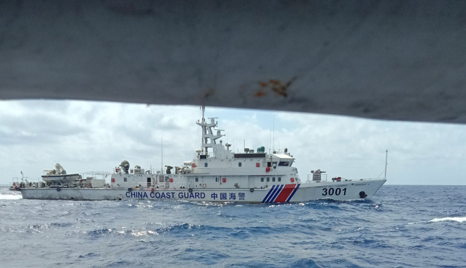 Tàu Trung Quốc rút lui khi biết ngư dân Việt Nam ho