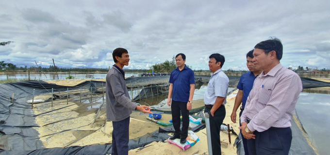 Nhiều hộ nuôi trồng thủy sản ở tỉnh Quảng Nam bị thiệt hại do bão số 9. Ảnh: L.K.