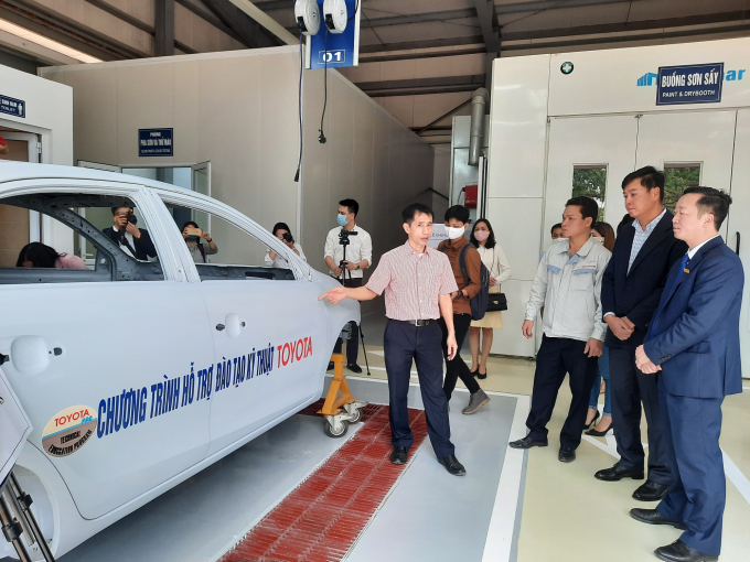 Mô hình liên kết hợp tác đào tạo giữa HCEM và Công ty Toyota Việt Nam. Ảnh: Nguyên Huân.