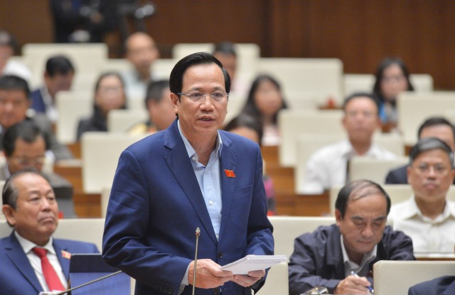 Bộ trưởng Bộ Lao động - Thương binh và Xã hội Đào Ngọc Dung trả lời câu hỏi của đại biểu Quốc hội.