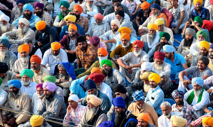 Số lượng nông dân biểu tình bên ngoài Delhi đã lên tới con số hàng trăm nghìn người. Ảnh: AFP.