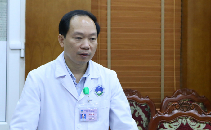 Ông Lê Quang Đức – Phó Giám đốc Bệnh viện Đa khoa Hải Dương tại buổi làm việc. Ảnh: Minh Phúc.