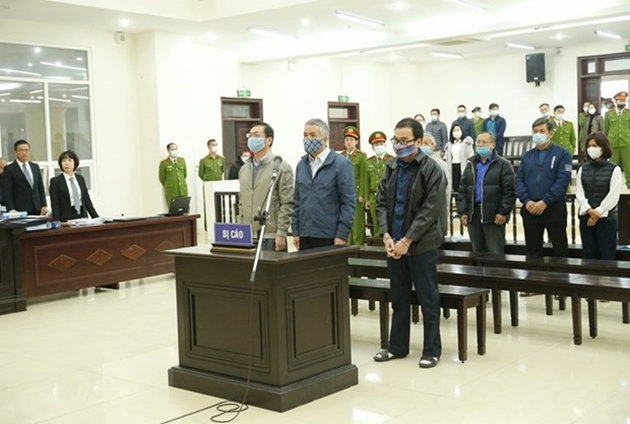 Phiên tòa ngày 7/1, xét xử nguyên Bộ trưởng Bộ Công thương Vũ Huy Hoàng đã bị tạm hoãn do vắng mặt nhiều bị cáo.