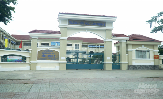 Trường học được xây dựng khang trang. Ảnh: Nguyễn Thủy.
