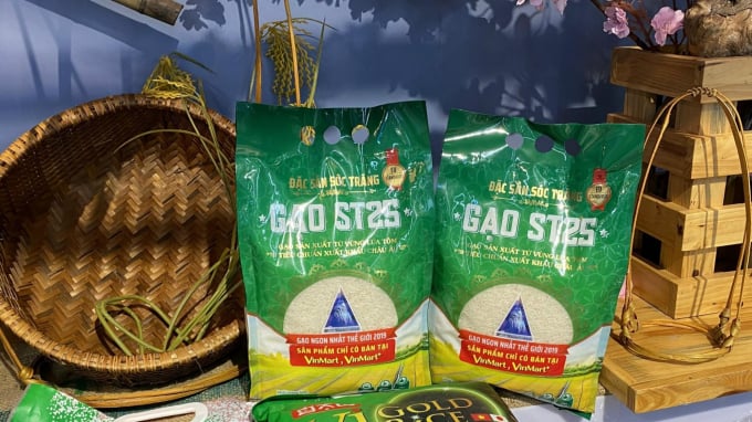 Gạo ST25 sản xuất từ hệ sinh thái lúa - tôm của Vinaseed.