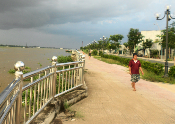 Kè Vĩnh Long. Ảnh: Mỹ Trung.