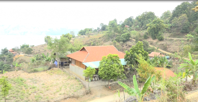 Những nếp nhà tái định cư khang trang của người dân Chiềng Bằng