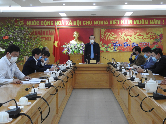 Ông Đặng Ngọc Sơn yêu cầu các sở ngành địa phương phối hợp chặt chẽ với Bộ ngành Trung ương để sớm triển khai Kế hoạch thực hiện Đề án 'Thí điểm xây dựng tỉnh Hà Tĩnh đạt chuẩn NTM, giai đoạn 2021 - 2025'. Ảnh: Thanh Nga.
