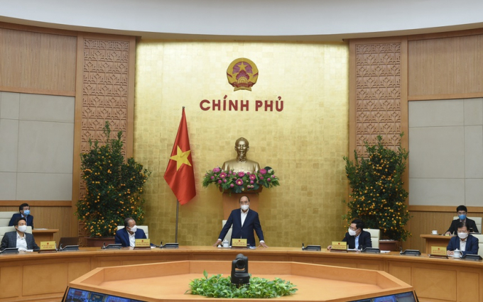 Thủ tướng Nguyễn Xuân Phúc chủ trì cuộc họp Thường trực Chính phủ về công tác phòng chống dịch Covid-19. Ảnh: VGP.