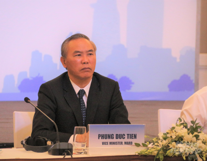 Thứ trưởng Bộ NN-PTNT Phùng Đức Tiến cho rằng Khung Đối tác thể hiện sự quan tâm, cam kết cao của phía Chính phủ Việt Nam cùng chung tay nỗ lực vì Một sức khỏe. Ảnh: Phạm Hiếu.