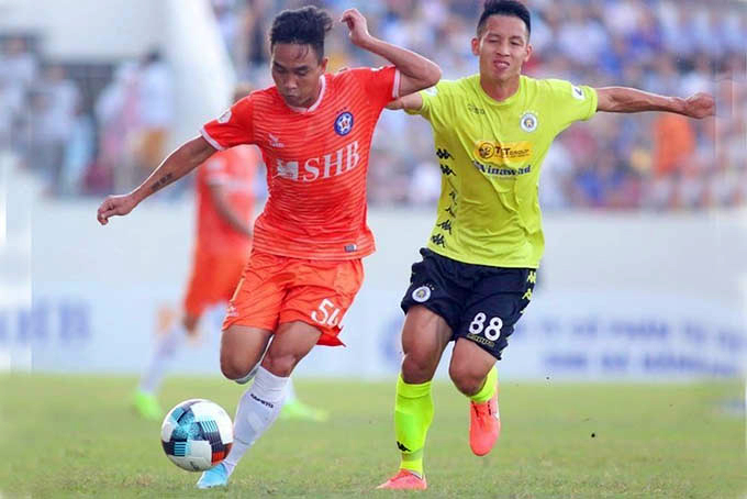 Hà Nội cầm hòa Đà Nẵng 1-1 trên sân khách mùa trước. Ảnh: VPF.