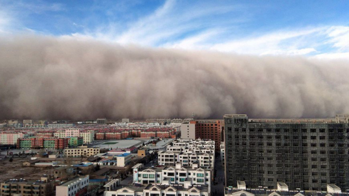 Bão cát tràn vào Thủ đô Bắc Kinh. Ảnh: ABC News.